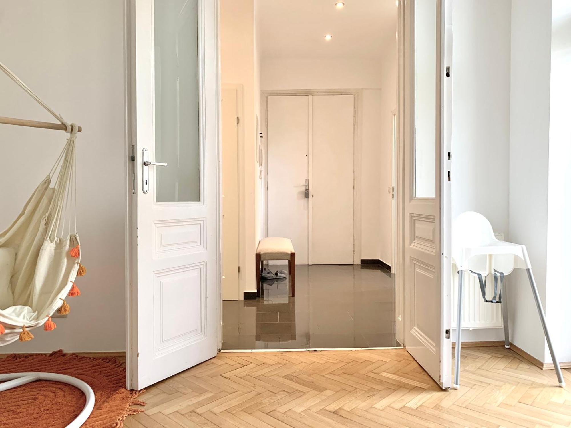Bamboo City Apartment : A Cozy Family Haven In Vienna'S 9Th District エクステリア 写真