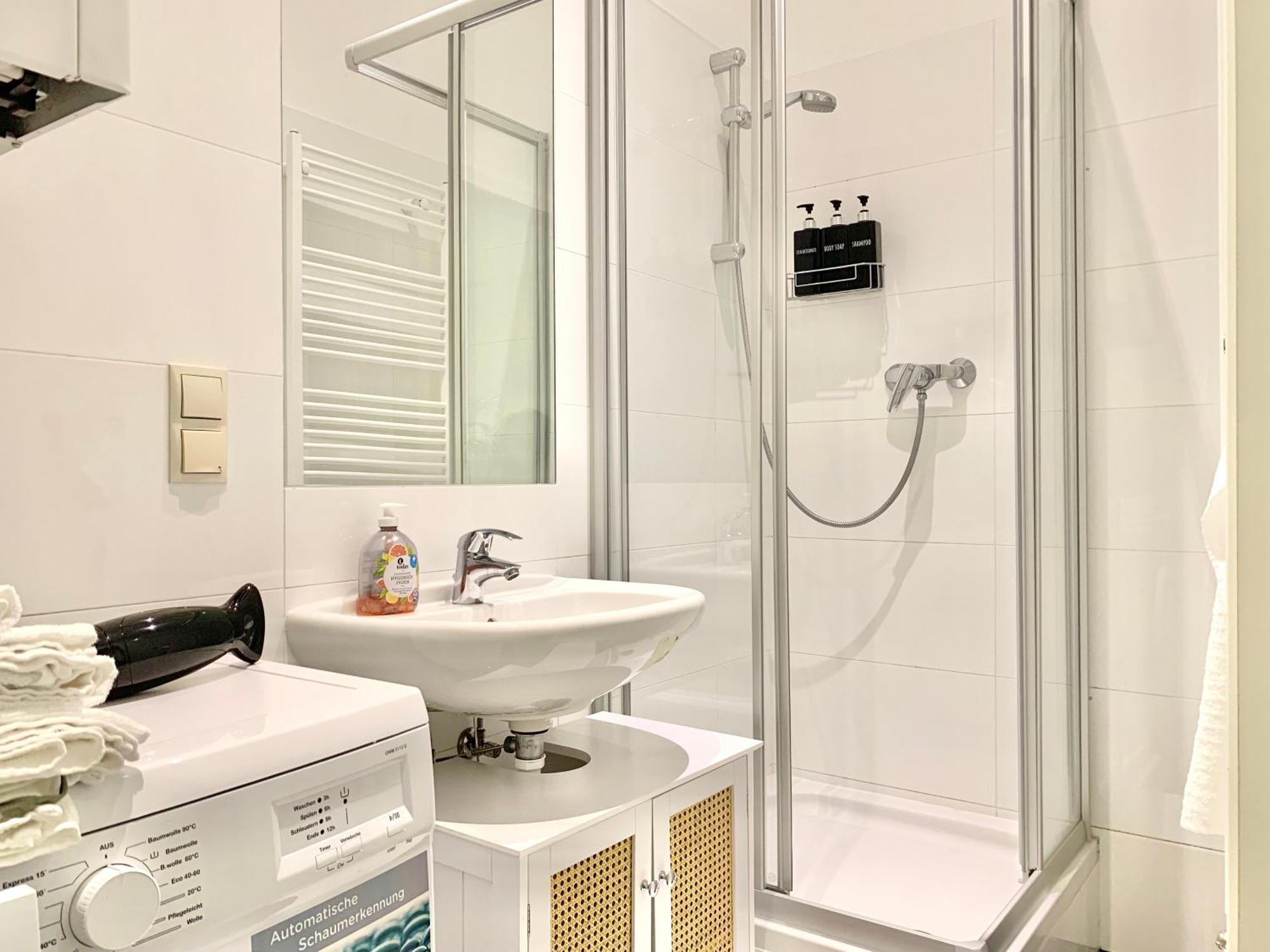 Bamboo City Apartment : A Cozy Family Haven In Vienna'S 9Th District エクステリア 写真