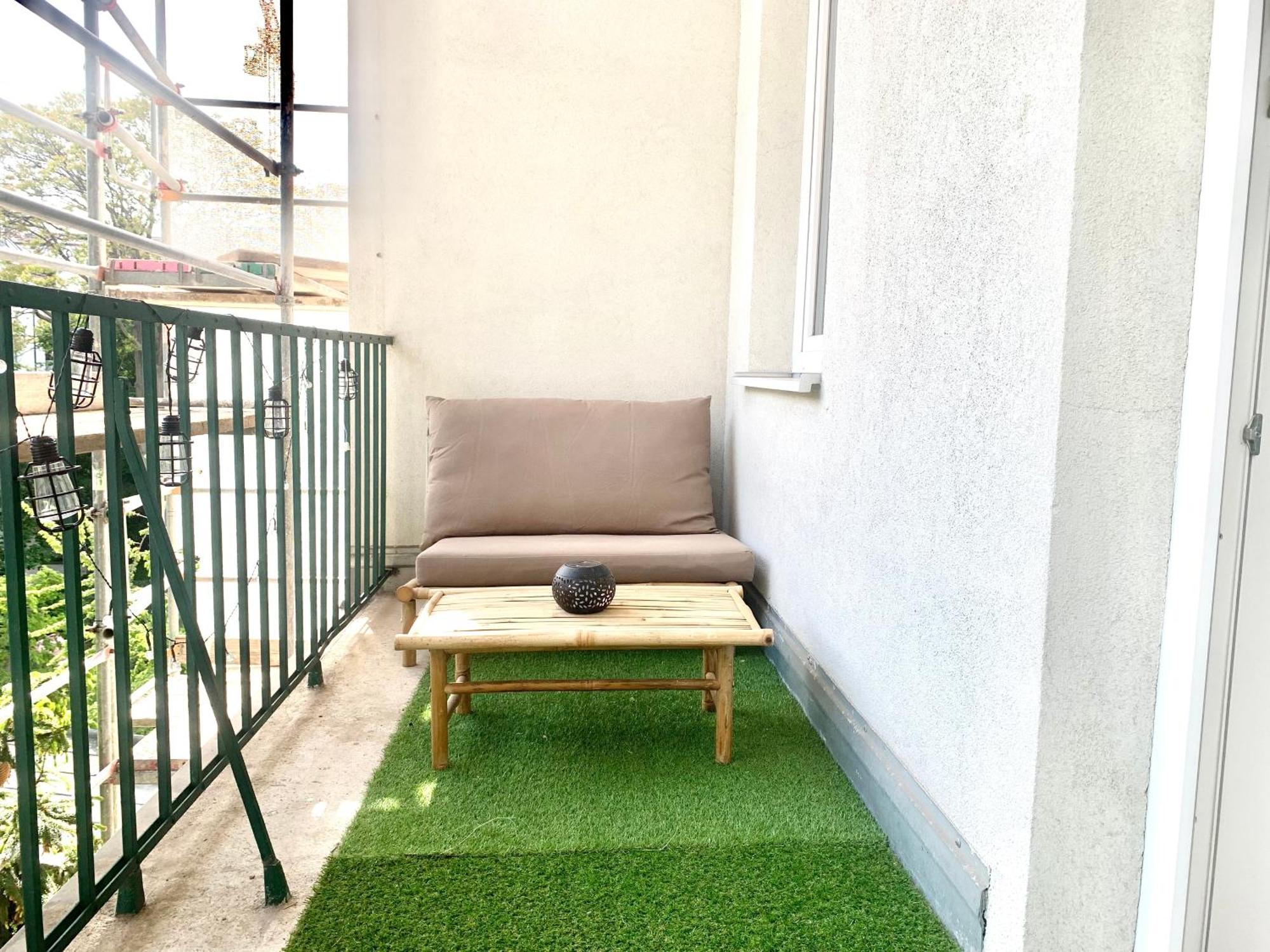 Bamboo City Apartment : A Cozy Family Haven In Vienna'S 9Th District エクステリア 写真